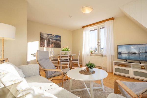 Der helle freundliche Wohnraum