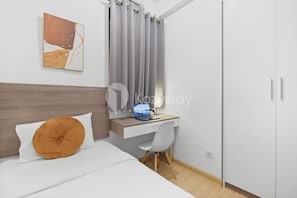 2 bedrooms, iron/ironing board, free WiFi