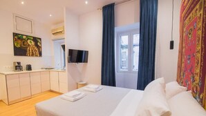 Unclassified image, 2 of 17, button - Summe Me Corfu Downtown Apartments (Corfu)