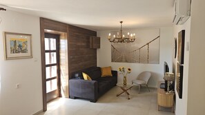 Classic House, 2 Bedrooms, Sea View | Living area | 55-inch TV with digital channels - Holiday Home Jan (Novalja)