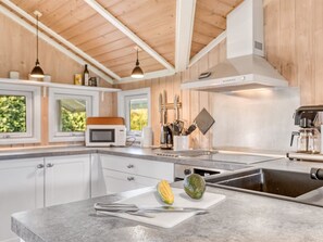 Fridge, microwave, dishwasher, cookware/dishes/utensils - "Emili" - 300m from the sea by Interhome (Gedser)