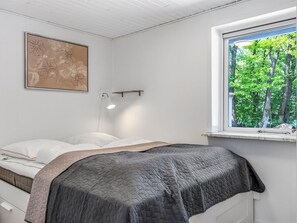 3 bedrooms, Internet