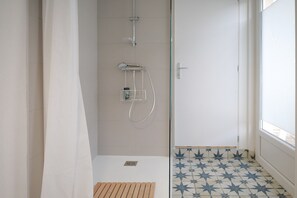 Dusche, Haartrockner