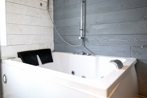 Douche, serviettes fournies