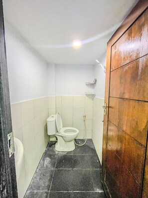 Douche, serviettes fournies