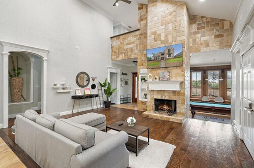 Beautiful view house in Carrollton