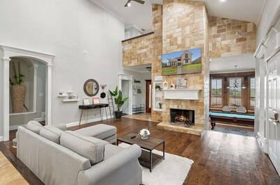 Beautiful view house in Carrollton