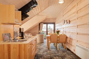 Apartment | Private kitchen | High chair - Apartment in Ustronie Near the Beach (Ustronie Morskie)