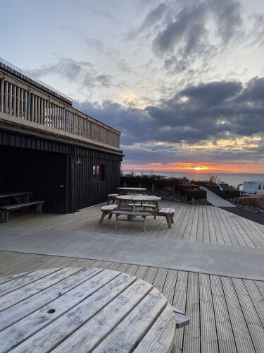 The Corner House -  a house that sleeps 10 guests  in 4 bedrooms