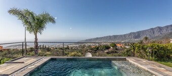 Casa Gámez by Huskalia