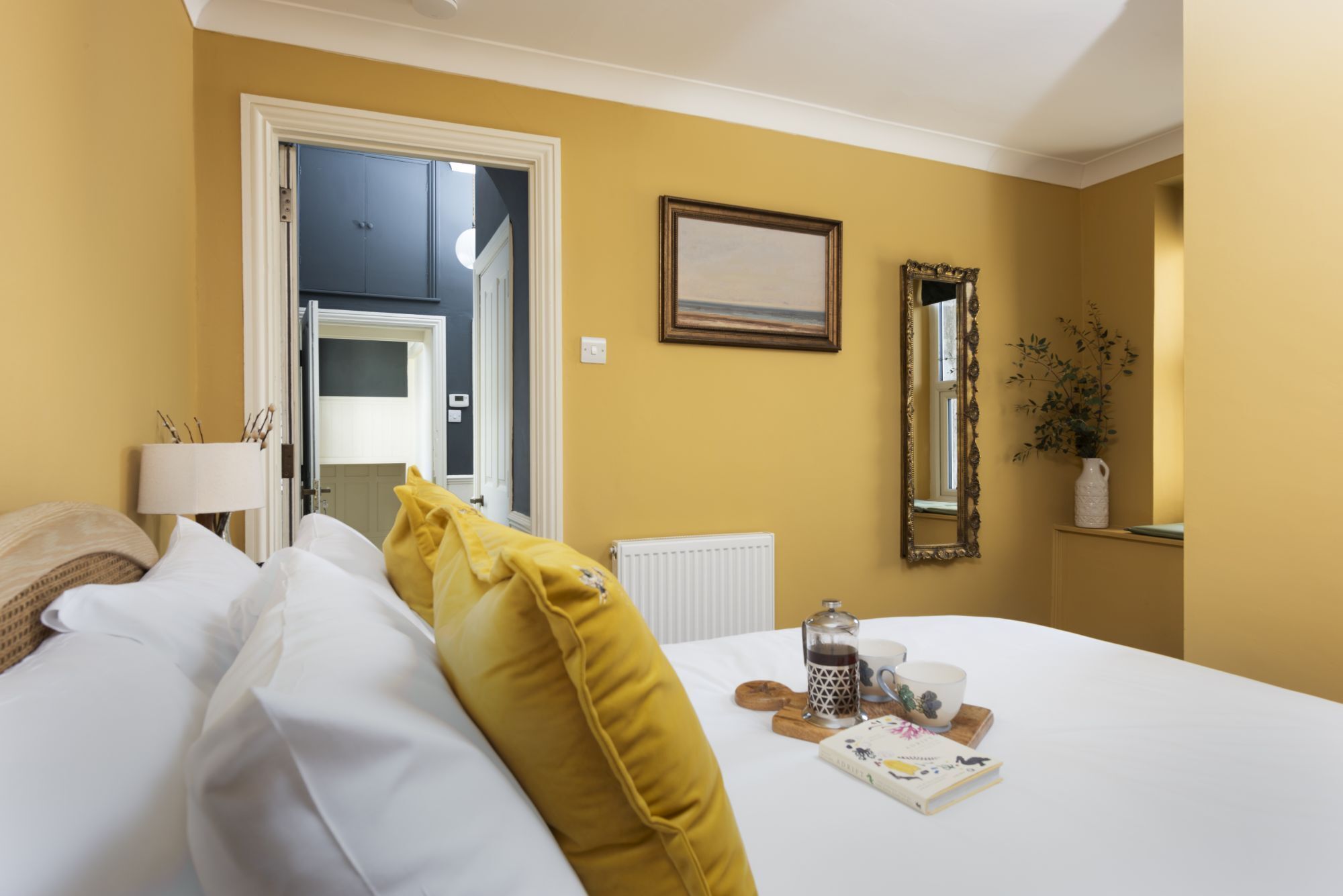2 bedrooms, desk, iron/ironing board, Internet