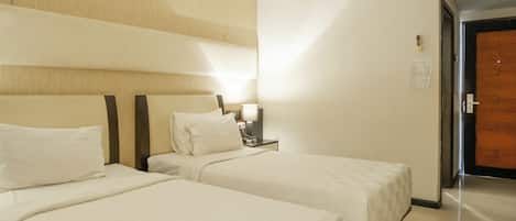 1 habitación, escritorio, wifi y ropa de cama