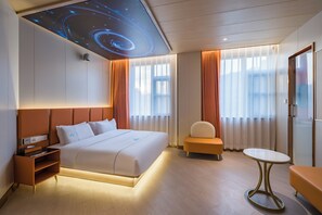 Comfort Room | Premium bedding, blackout drapes, soundproofing, iron/ironing board - Dequan Luxury Hotel (Beijing)