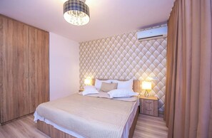 2 chambres, fer et planche à repasser, Wi-Fi, literie fournie