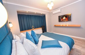 1 bedroom, iron/ironing board, internet, bed sheets
