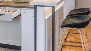 Unclassified image, 3 of 15, button - Modern Studio in Central Pirot (Pirot)