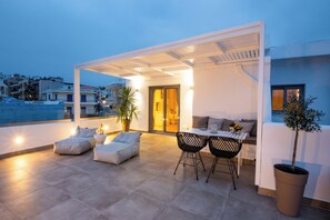 Junior-Apartment, Meerblick | Terrasse/Patio