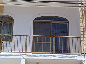 Apartment, 2 Bedrooms, Balcony | Exterior detail