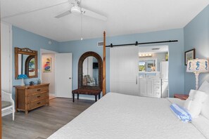 3 bedrooms, internet, bed sheets