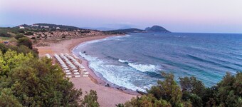 Romanos Beach Villas : Holiday Home - Beach Front