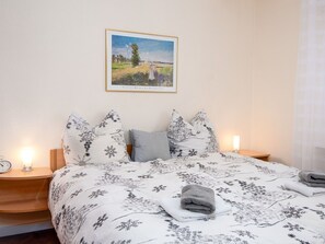 2 makuuhuonetta, vauvan matkasänky, ilmainen Wi-Fi