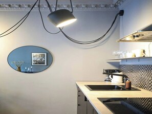 Apartment, 2 Bedrooms, Balcony, Garden View | Private kitchen