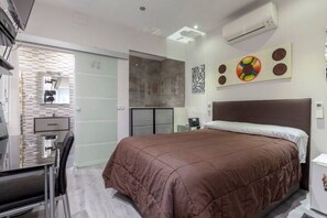 2 soverom, strykejern/-brett, wi-fi og sengetøy