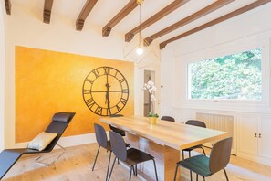 Villa (Villa Bianca - Front Lake Pool) | Comedor