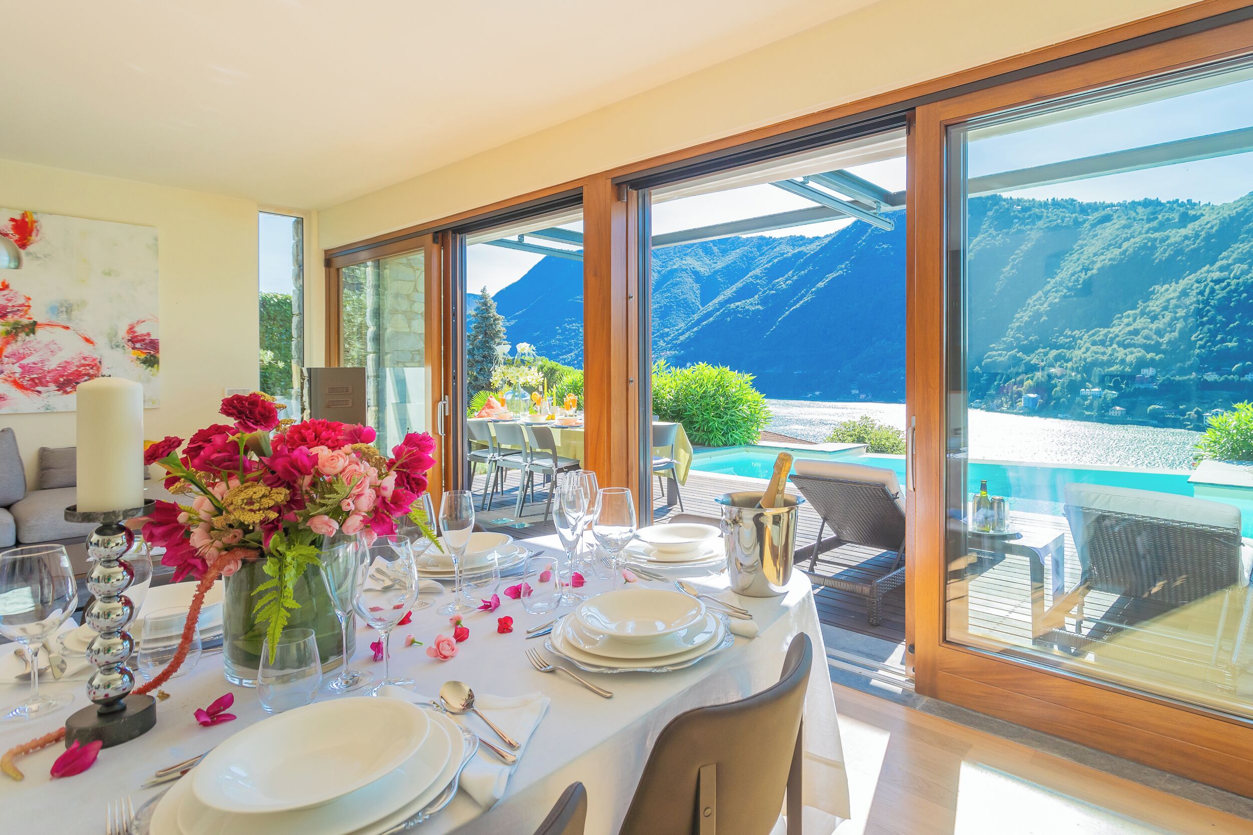 Villa (4 Bedrooms) | Coin séjour | Télévision à écran plat de 32 pouces avec chaînes par câble