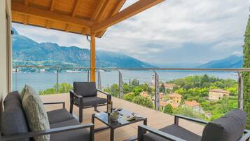 Villa (4 Bedrooms) | Terrace/patio