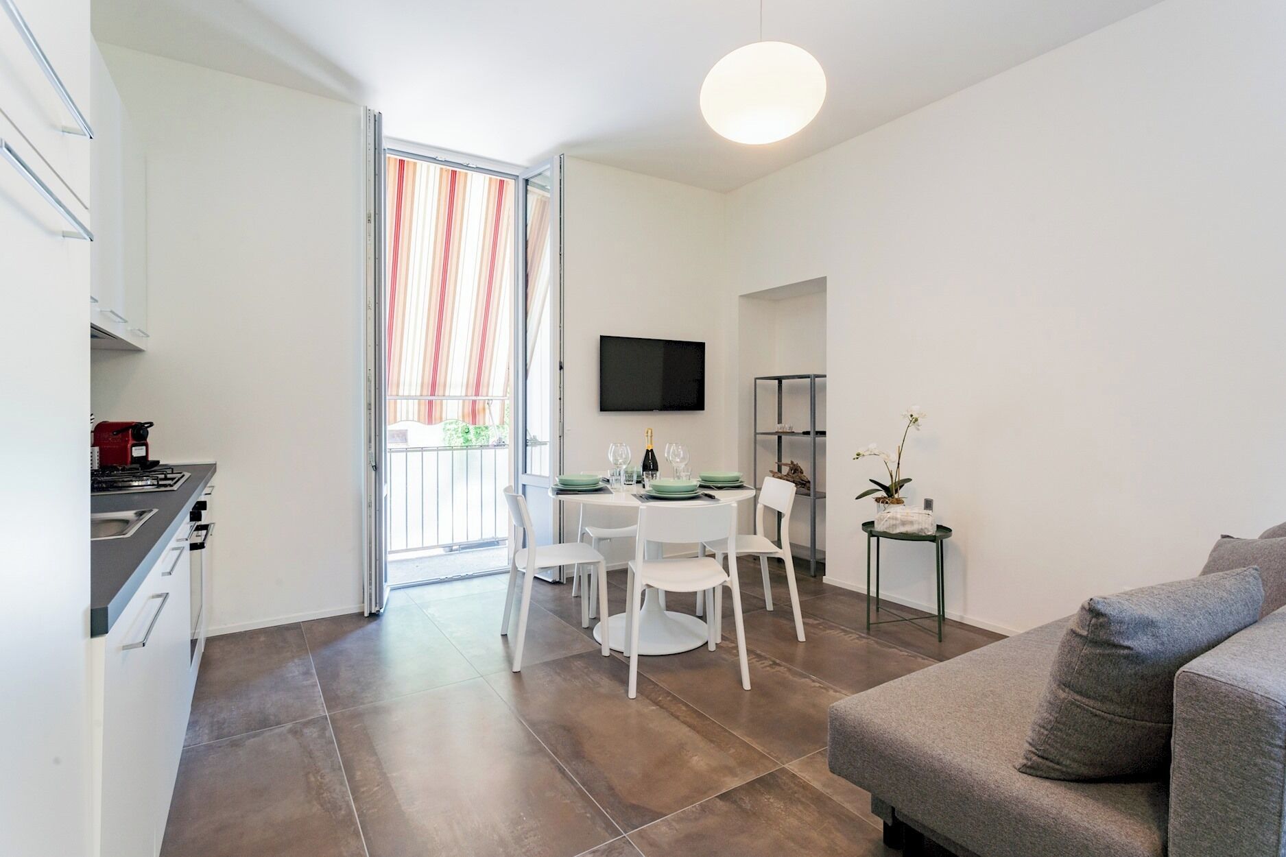 Apartamento (1 Bedroom) | Sala de jantar