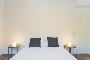 Apartment (1 Bedroom) | 1 bedroom, iron/ironing board, bed sheets - Amazing Cernobbio by Rent all Como (Cernobbio)