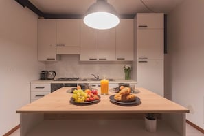 Lägenhet (0 Bedroom) | Eget pentry | Ugn, espressobryggare, vattenkokare och barnstol