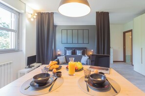 32-Zoll-Flachbildfernseher mit Kabelempfang