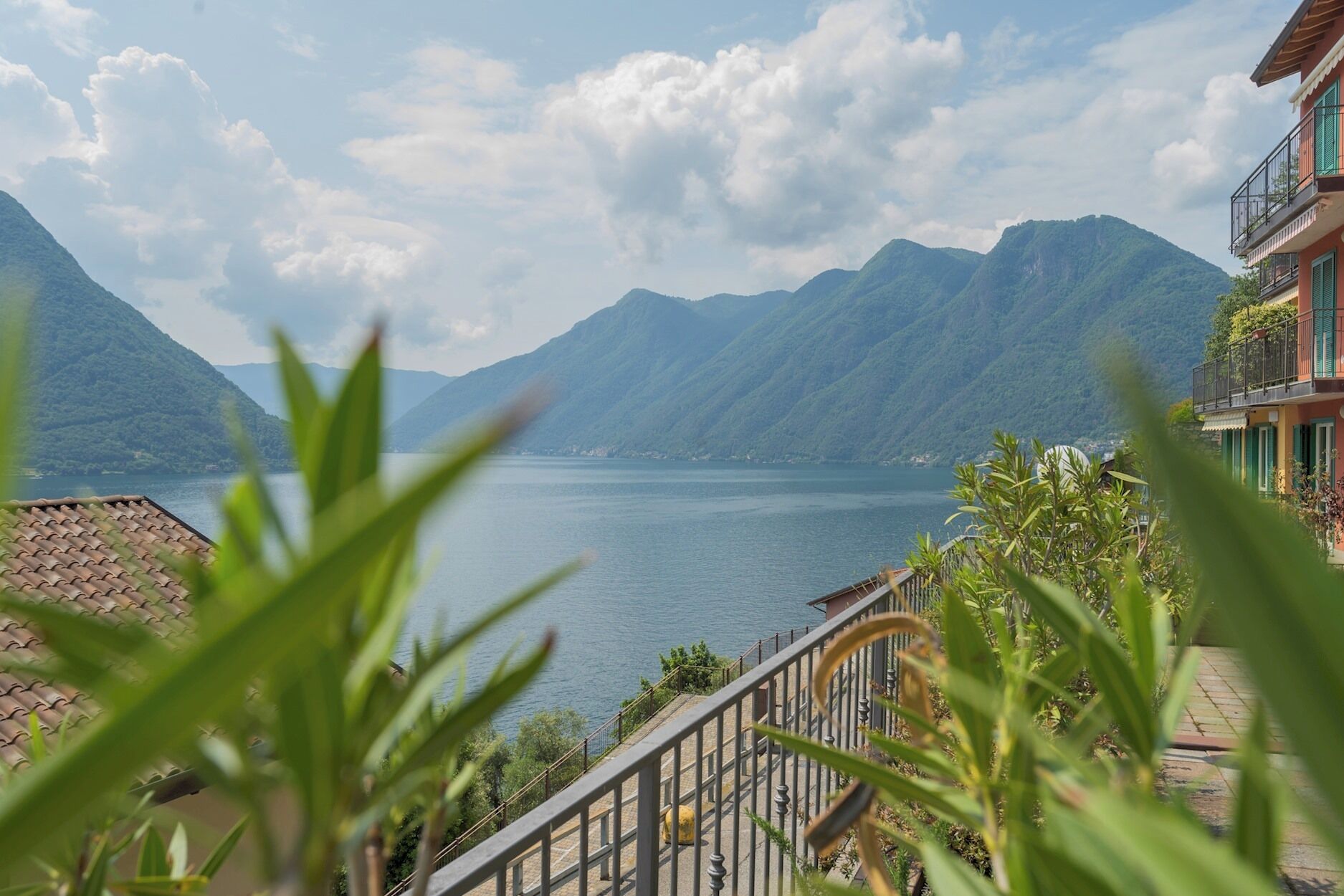 Apartment (1 Bedroom) | Blick auf den See