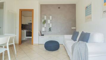 Apartment (1 Bedroom) | Living area