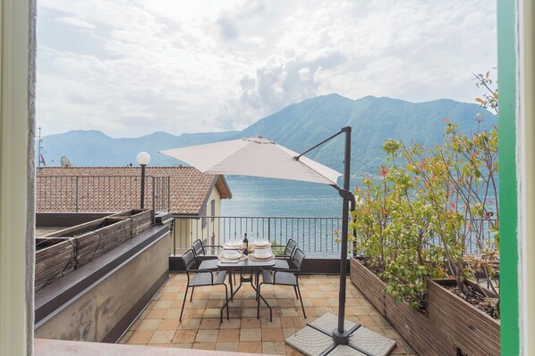 Apartment (1 Bedroom) | Terrace/patio