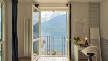 Apartment (1 Bedroom) | Lake view