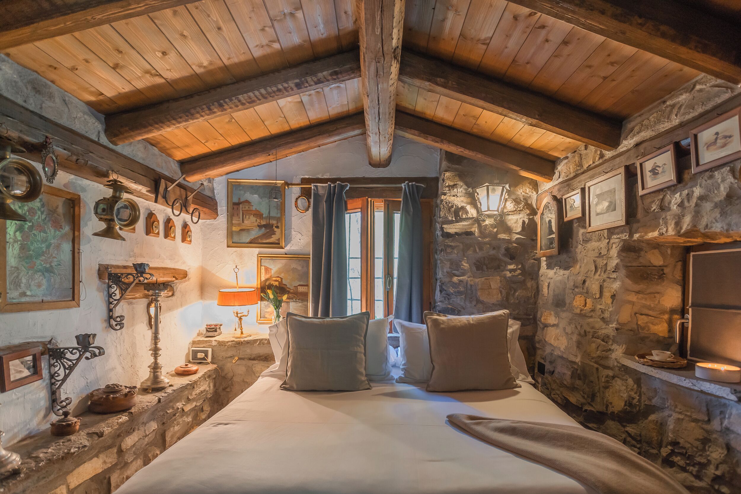 Vila (3 Bedrooms) | 3 quartos, espaço de trabalho para notebook