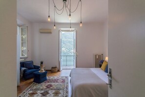 Villa (Multiple Bedrooms) - Villa Chiara Moltrasio With Private Garden by Rent all Como (Moltrasio)