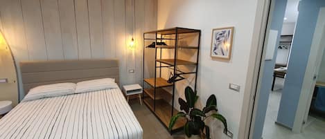 1 間睡房、房內夾萬、Wi-Fi、方便輪椅出入