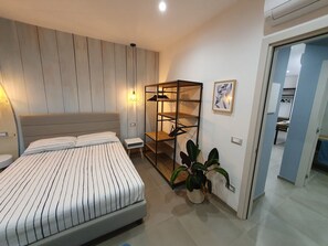 1 bedroom, in-room safe, WiFi, wheelchair access