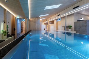 桑拿、湿蒸房、身体护理、泰式按摩、运动按摩、面部护理