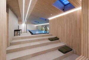 桑拿、湿蒸房、身体护理、泰式按摩、运动按摩、面部护理