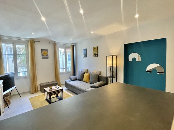 Living area - Greyson (Cannes)