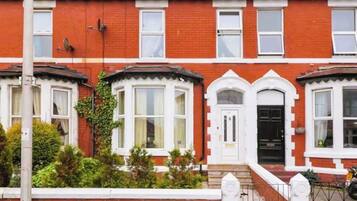 House | Exterior detail