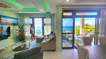 Luxury Villa, Ocean View | 1 bedroom, premium bedding, Tempur-Pedic beds, in-room safe