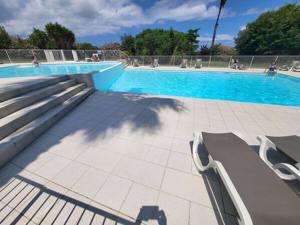 Pool - Air-conditioned studio with pool and parking in Saint-Florent (Saint-Florent)