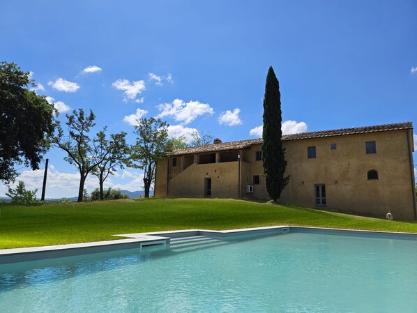 Villa | 7 Schlafzimmer