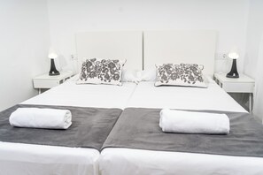 Classic Apartment, City View | 2 bedrooms, free WiFi - Apartamentos turísticos Teatro Romano (Cartagena)